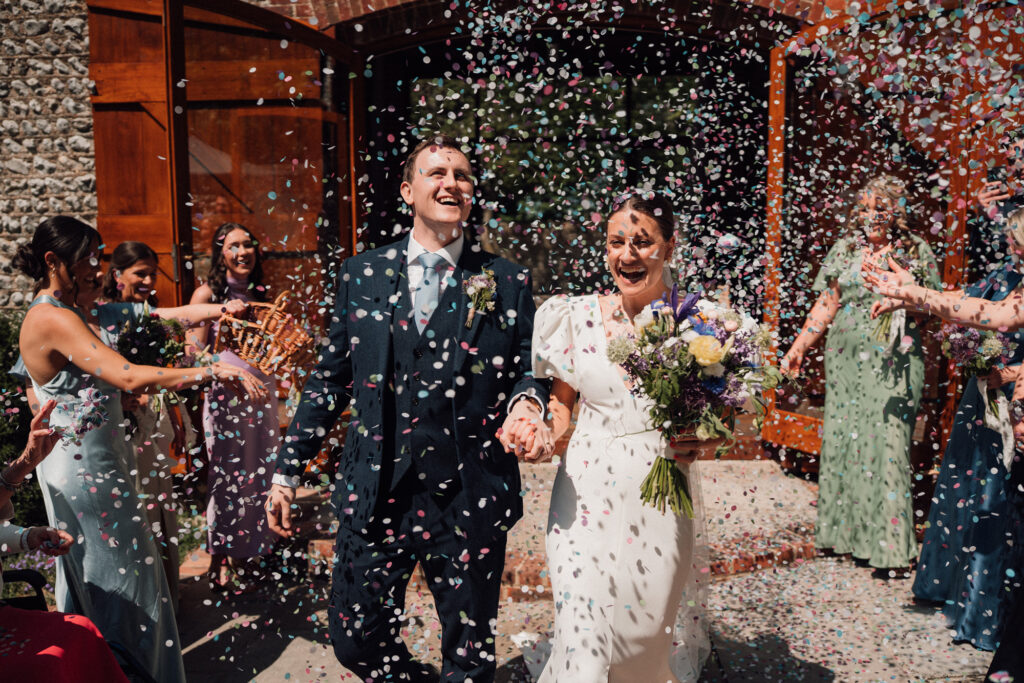 Cissbury Wedding Barn Confetti