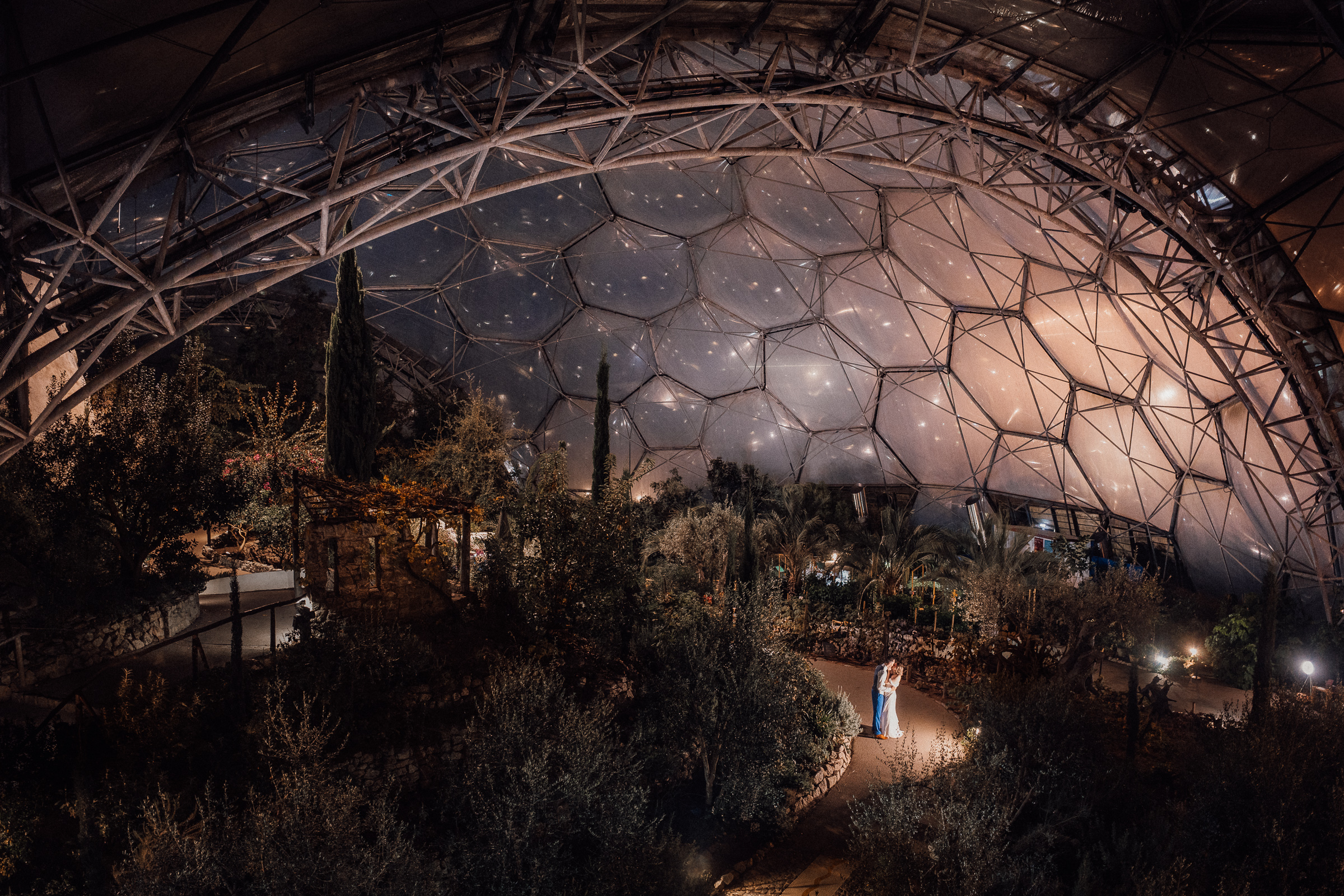 Mediterranean Dome Wedding Portraits